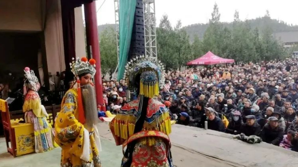 晋中市“免费送戏下乡进村”演出任务超额完成